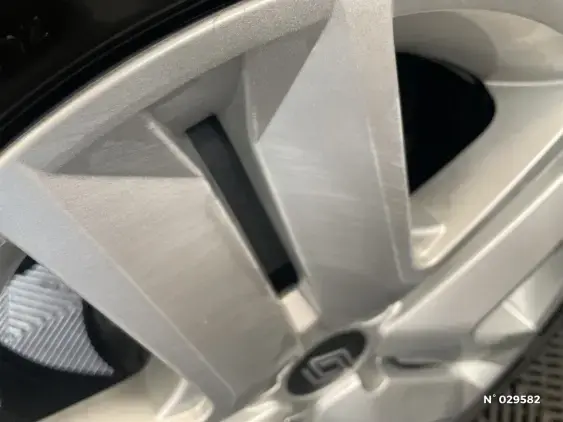 RENAULT CLIO V - voiture d'occasion - Photo 28