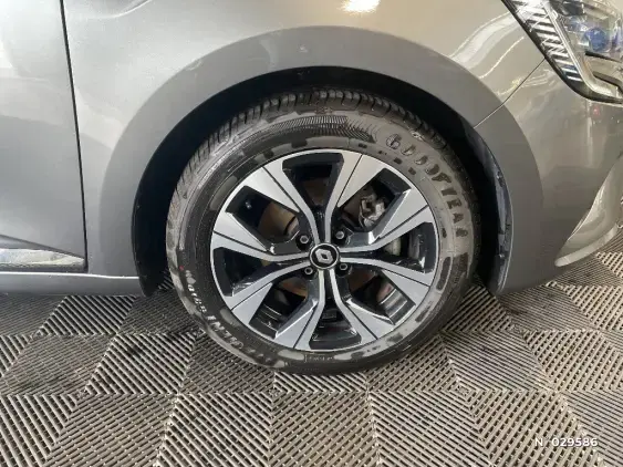 RENAULT CLIO V - voiture d'occasion - Photo 8