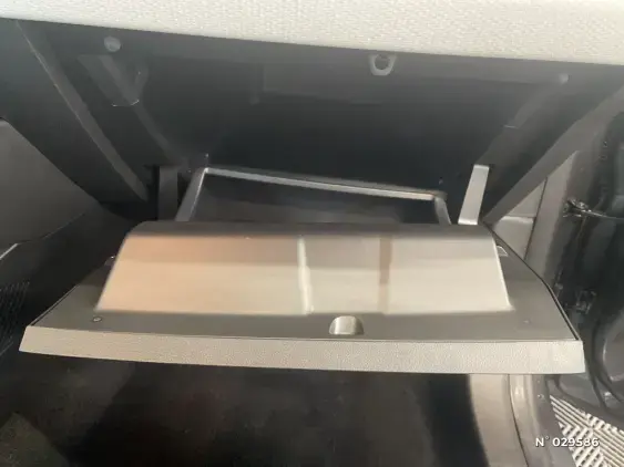 RENAULT CLIO V - voiture d'occasion - Photo 32