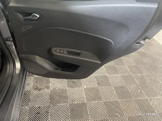 RENAULT CLIO V - voiture d'occasion - Photo 34