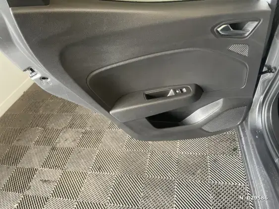 RENAULT CLIO V - voiture d'occasion - Photo 41