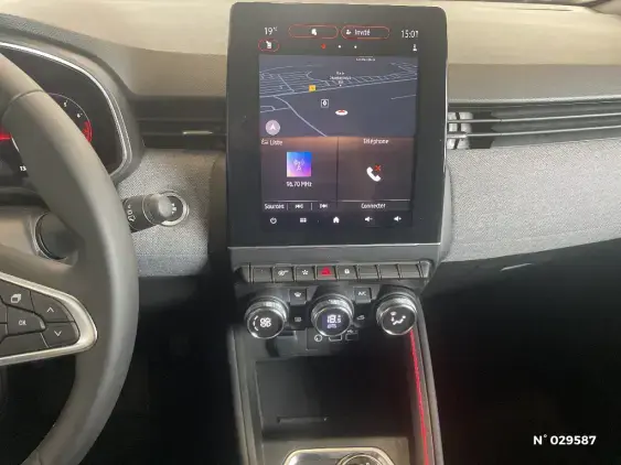 RENAULT CLIO V - voiture d'occasion - Photo 13