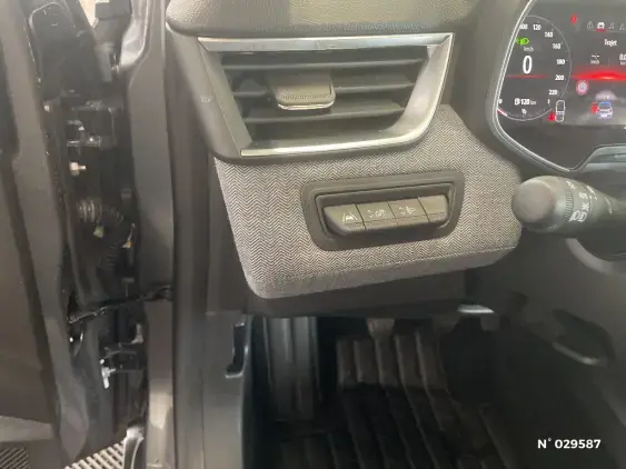 RENAULT CLIO V - voiture d'occasion - Photo 15