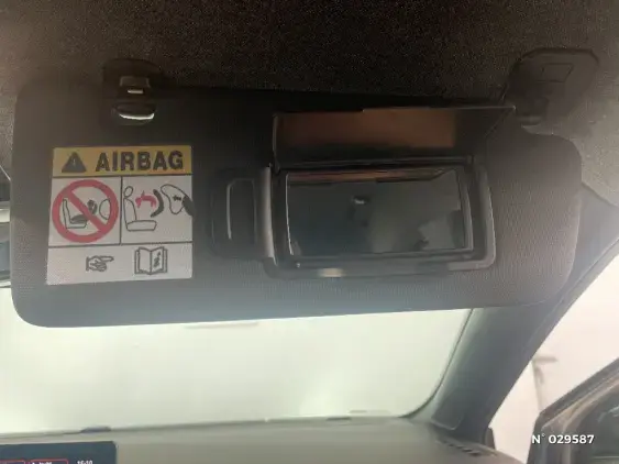 RENAULT CLIO V - voiture d'occasion - Photo 31