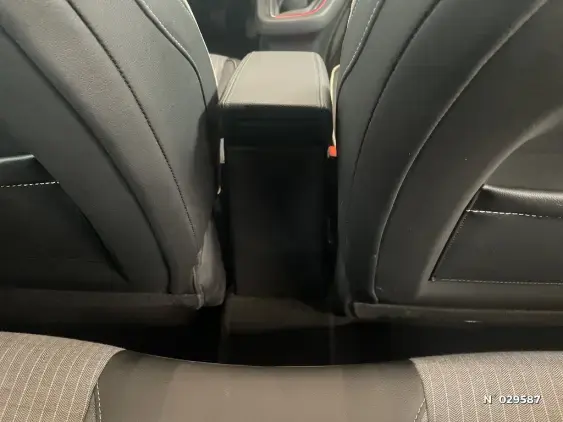 RENAULT CLIO V - voiture d'occasion - Photo 38