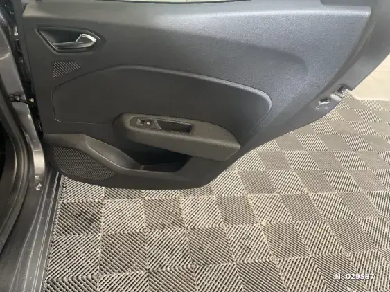 RENAULT CLIO V - voiture d'occasion - Photo 39