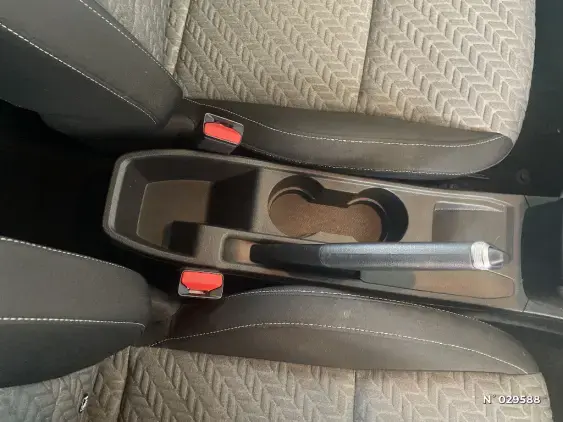 RENAULT CLIO V - voiture d'occasion - Photo 33