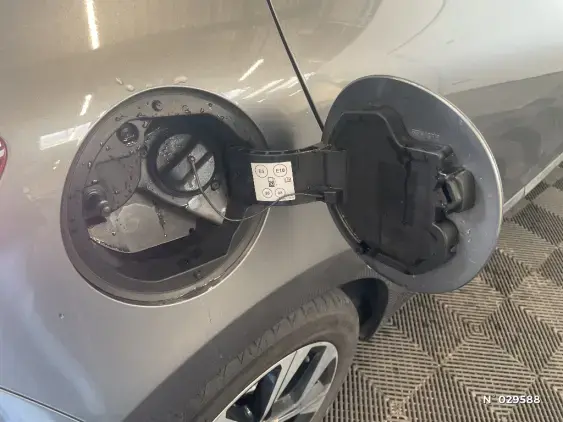 RENAULT CLIO V - voiture d'occasion - Photo 37