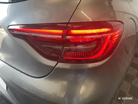 RENAULT CLIO V - voiture d'occasion - Photo 38