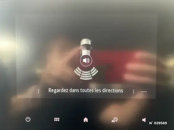 RENAULT CAPTUR II - voiture d'occasion - Photo 14