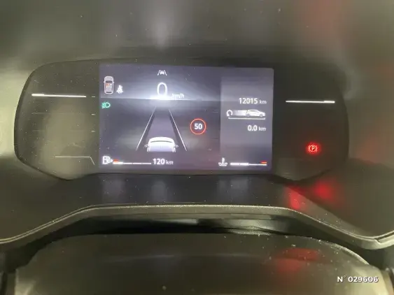 RENAULT CLIO V - voiture d'occasion - Photo 12