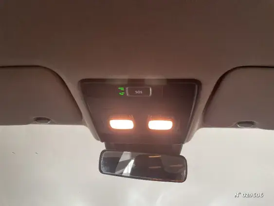 RENAULT CLIO V - voiture d'occasion - Photo 32