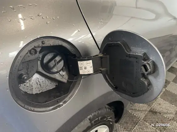 RENAULT CLIO V - voiture d'occasion - Photo 38