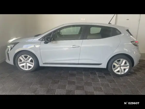 RENAULT CLIO V - voiture d'occasion - Photo 2