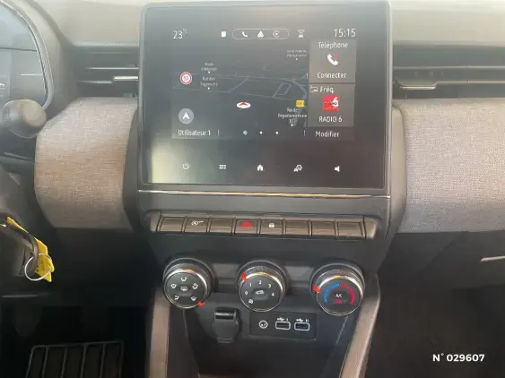 RENAULT CLIO V - voiture d'occasion - Photo 33