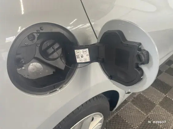 RENAULT CLIO V - voiture d'occasion - Photo 39