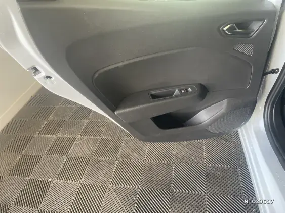 RENAULT CLIO V - voiture d'occasion - Photo 45