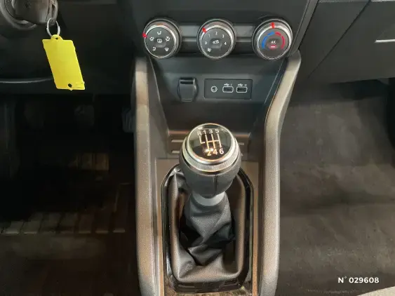 RENAULT CLIO V - voiture d'occasion - Photo 34