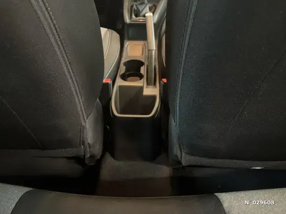 RENAULT CLIO V - voiture d'occasion - Photo 37