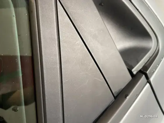 RENAULT CLIO V - voiture d'occasion - Photo 29