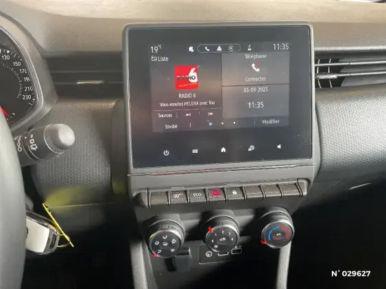 RENAULT CLIO V - voiture d'occasion - Photo 13