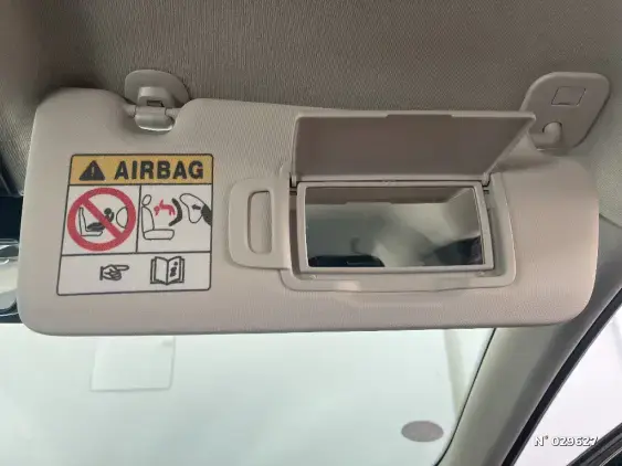 RENAULT CLIO V - voiture d'occasion - Photo 31