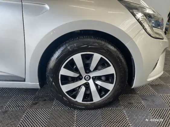 RENAULT CLIO V - voiture d'occasion - Photo 8