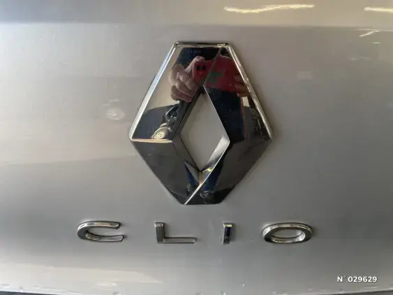 RENAULT CLIO V - voiture d'occasion - Photo 40