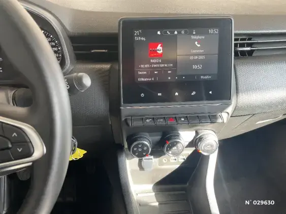 RENAULT CLIO V - voiture d'occasion - Photo 13