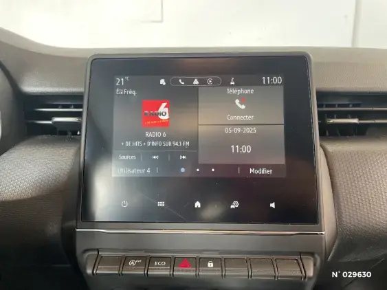 RENAULT CLIO V - voiture d'occasion - Photo 33