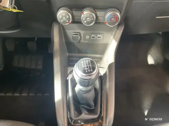 RENAULT CLIO V - voiture d'occasion - Photo 34