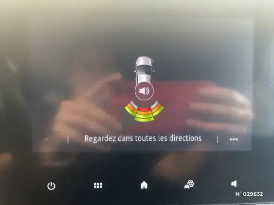 RENAULT CAPTUR II - voiture d'occasion - Photo 14