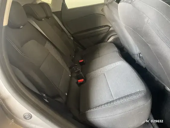 RENAULT CAPTUR II - voiture d'occasion - Photo 11