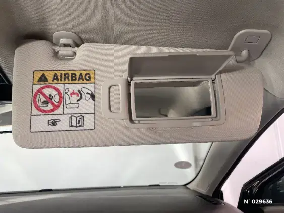 RENAULT CLIO V - voiture d'occasion - Photo 30