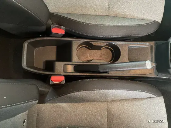 RENAULT CLIO V - voiture d'occasion - Photo 35