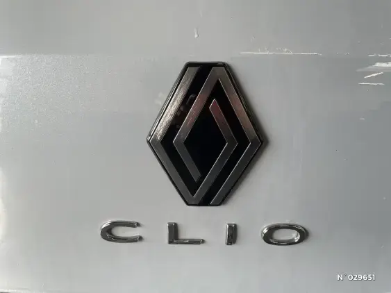RENAULT CLIO V - voiture d'occasion - Photo 41