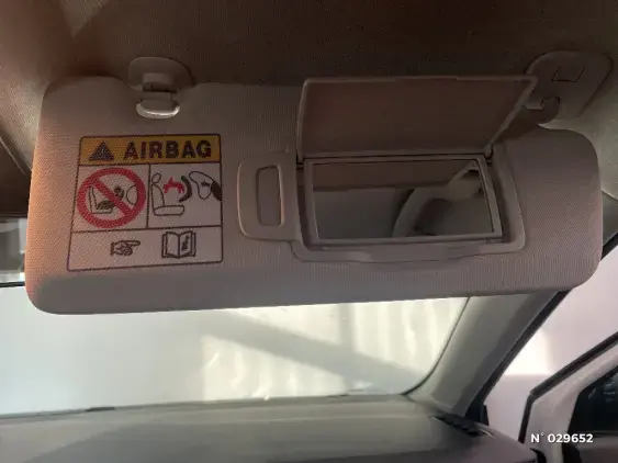 RENAULT CLIO V - voiture d'occasion - Photo 29