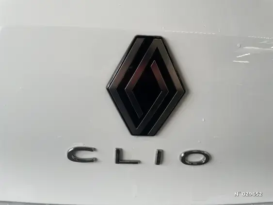 RENAULT CLIO V - voiture d'occasion - Photo 39