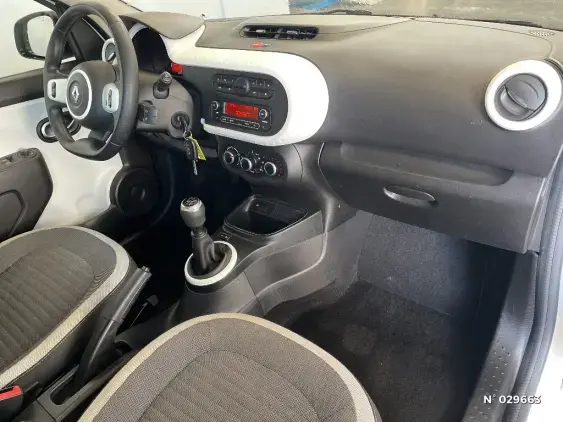 RENAULT TWINGO III - voiture d'occasion - Photo 10