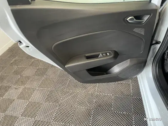 RENAULT CLIO V - voiture d'occasion - Photo 44