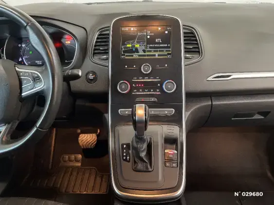 RENAULT SCENIC IV - voiture d'occasion - Photo 33