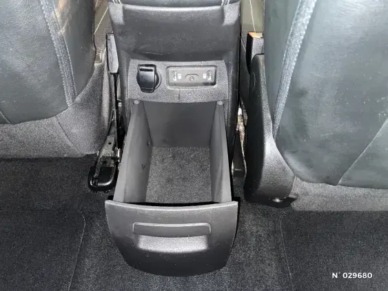 RENAULT SCENIC IV - voiture d'occasion - Photo 39