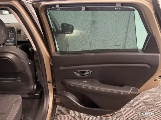 RENAULT SCENIC IV - voiture d'occasion - Photo 41