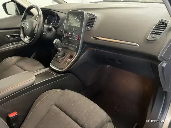 RENAULT SCENIC IV - voiture d'occasion - Photo 10