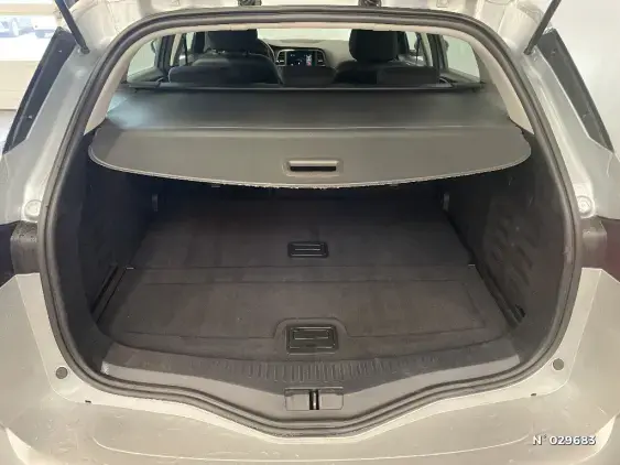 RENAULT MEGANE ESTATE IV - voiture d'occasion - Photo 7