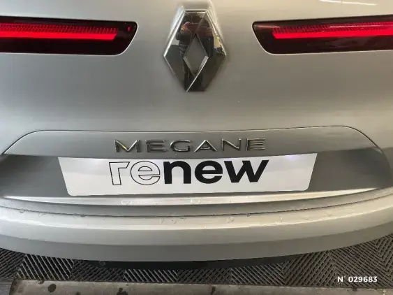 RENAULT MEGANE ESTATE IV - voiture d'occasion - Photo 40