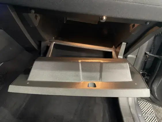 RENAULT CLIO V - voiture d'occasion - Photo 37