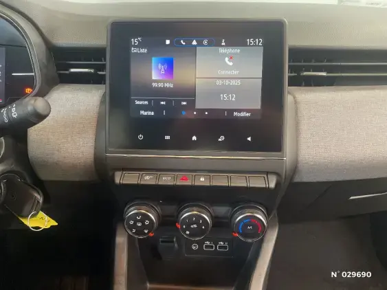 RENAULT CLIO V - voiture d'occasion - Photo 29