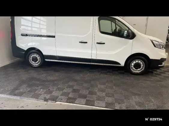 RENAULT TRAFIC FG III - voiture d'occasion - Photo 5