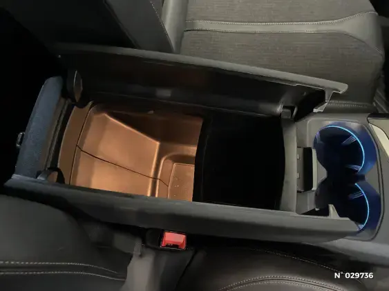 PEUGEOT 3008 II - voiture d'occasion - Photo 39